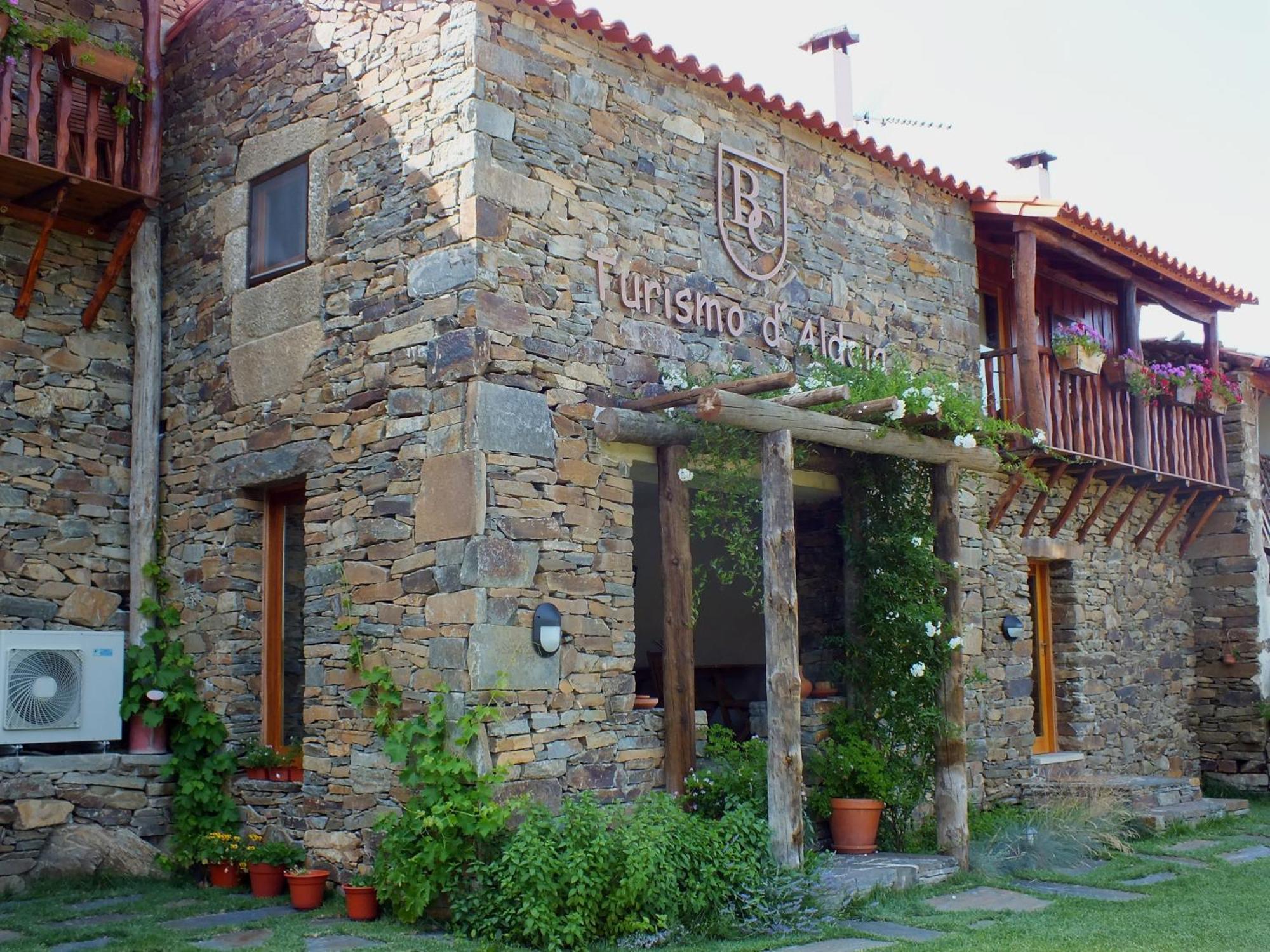 Bairro Do Casal - Turismo D'Aldeia Guest House Vila Nova de Foz Côa Rom bilde